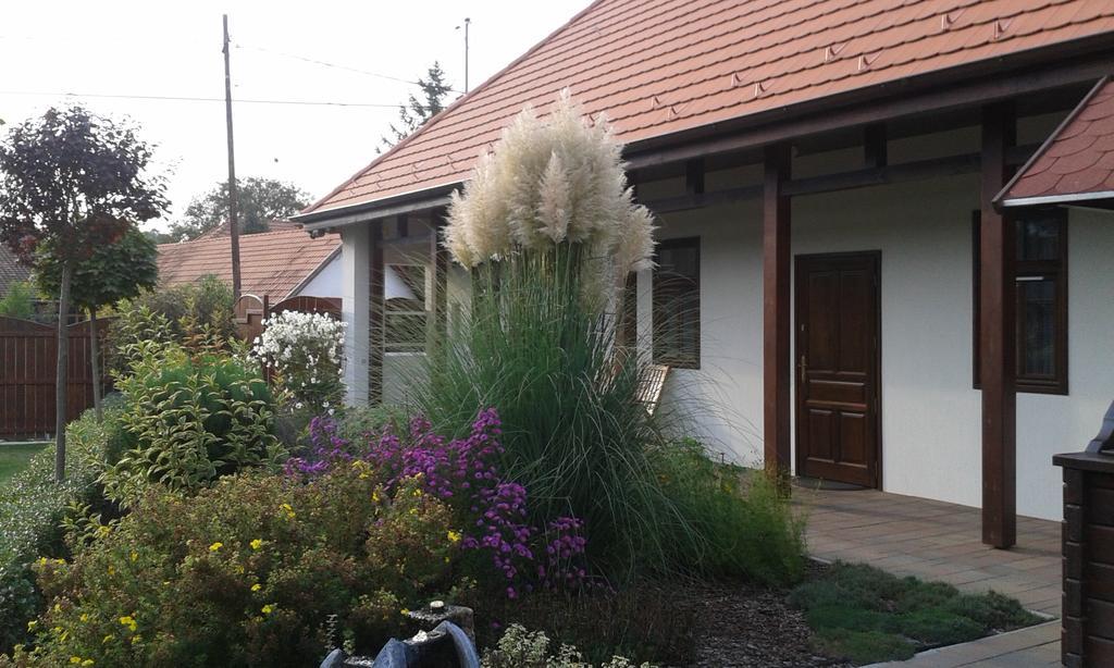 Tip-Top Lak Vendeghaz Szilvásvárad Exterior foto