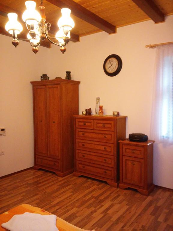 Tip-Top Lak Vendeghaz Szilvásvárad Exterior foto